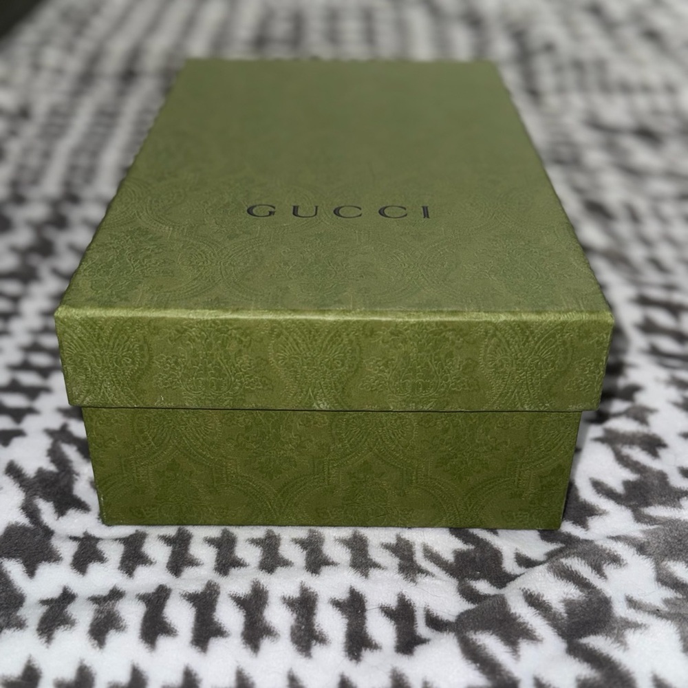 Gucci Olive Green Accessory Box - Picture 2 of 3